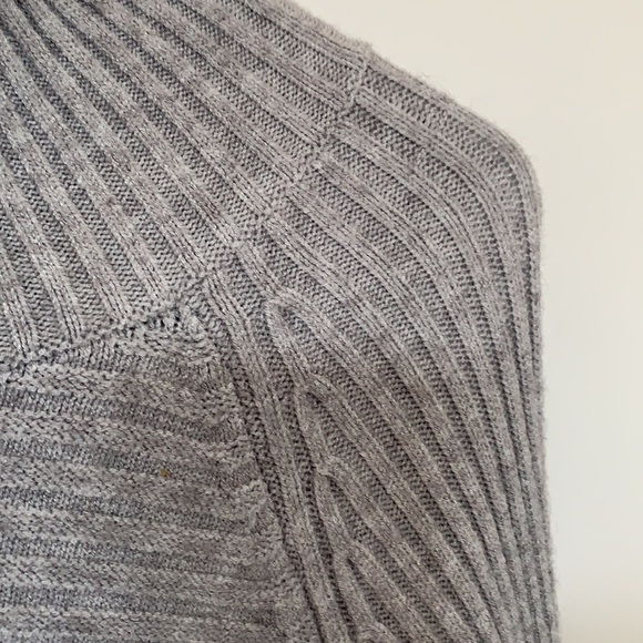 GREY TURTLE NECK WOMEN SWEATER SIZE L - Picture 7 of 10